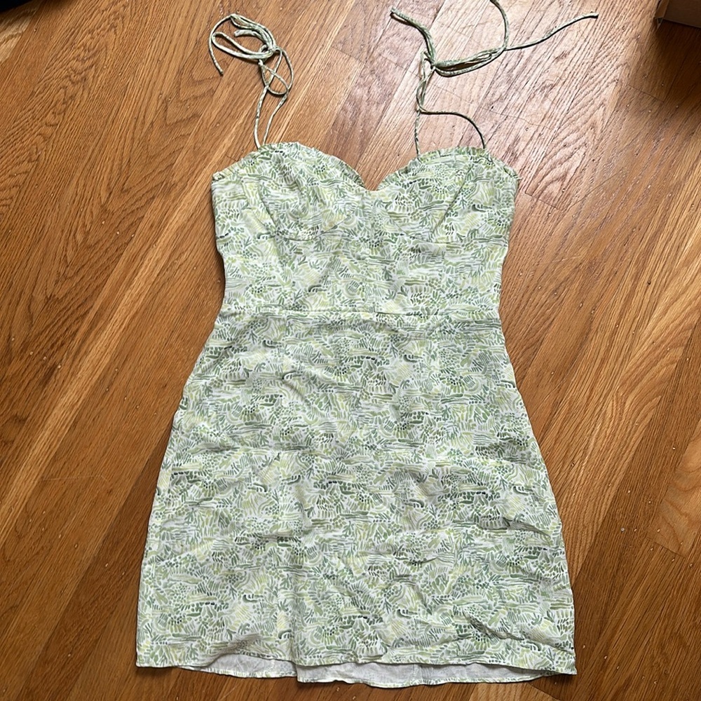Aritzia Fable Dress Green and White